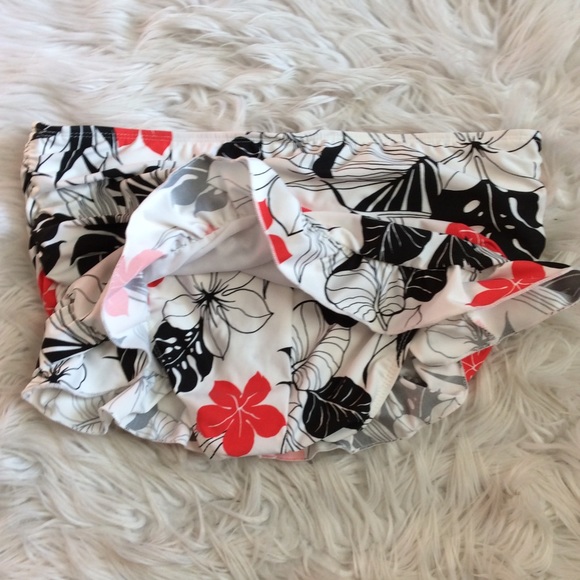 NWT Eddie Bauer Ruffle Swim Skirt - Picture 7 of 7